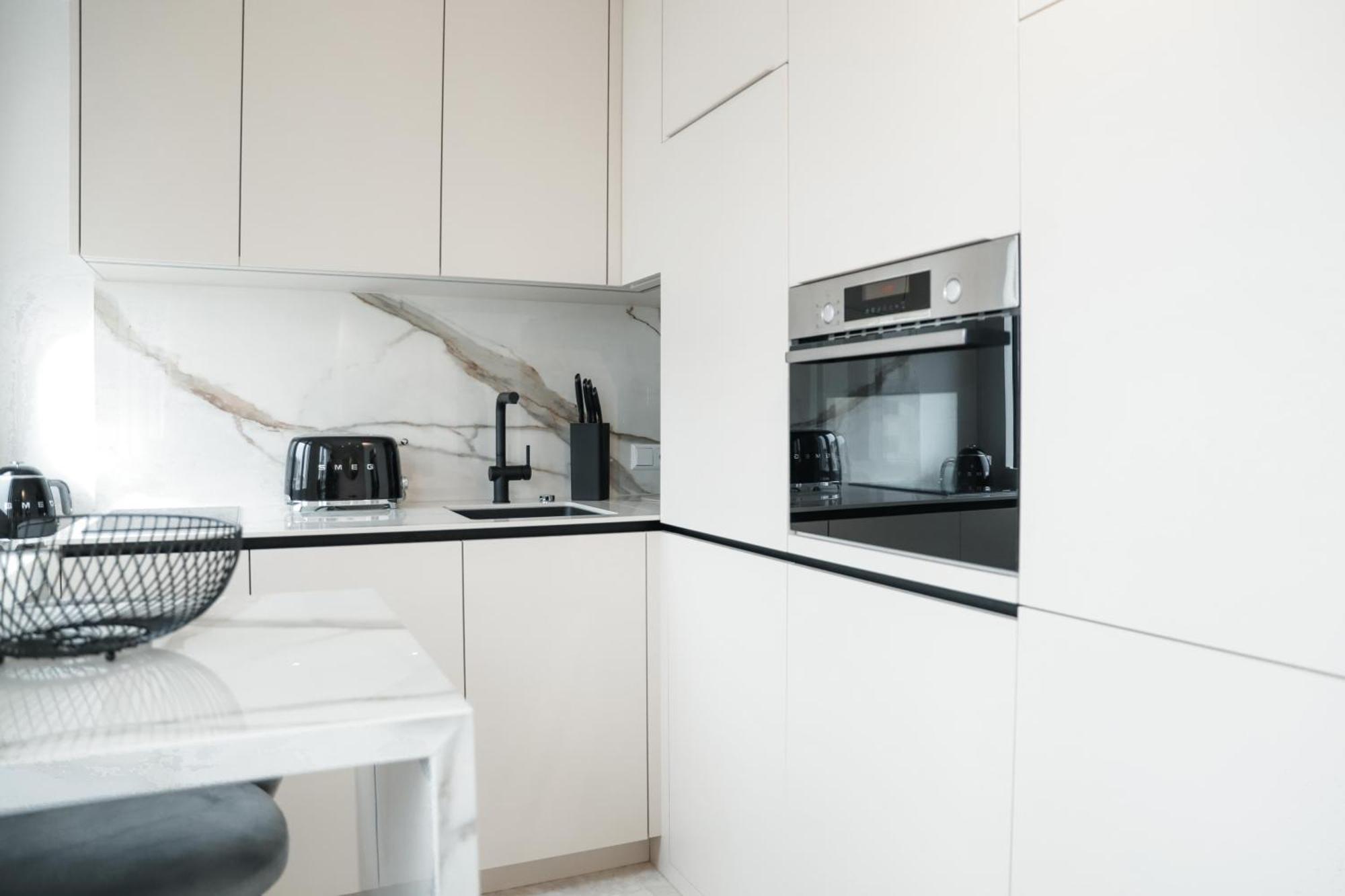 Core Luxembourg City Royal-Studio & Parking Bagian luar foto