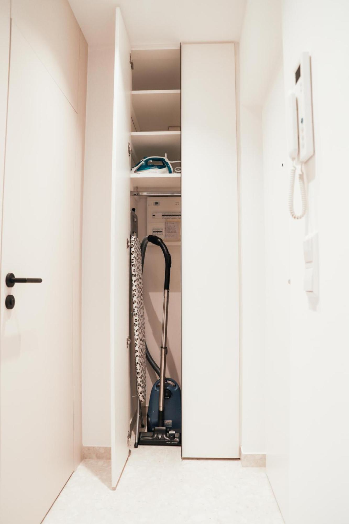 Core Luxembourg City Royal-Studio & Parking Bagian luar foto